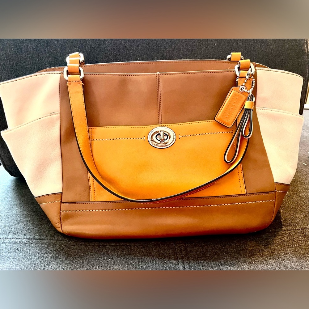 Coach Park Colorblock Carrie